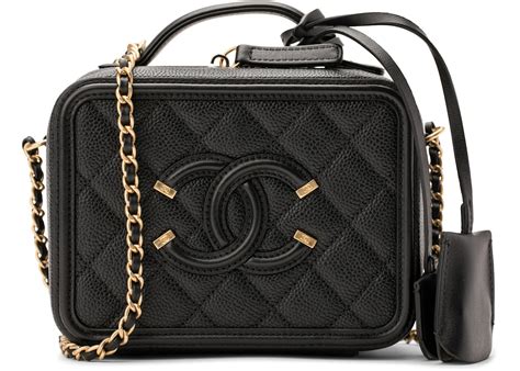 chanel filigree vanity case colors